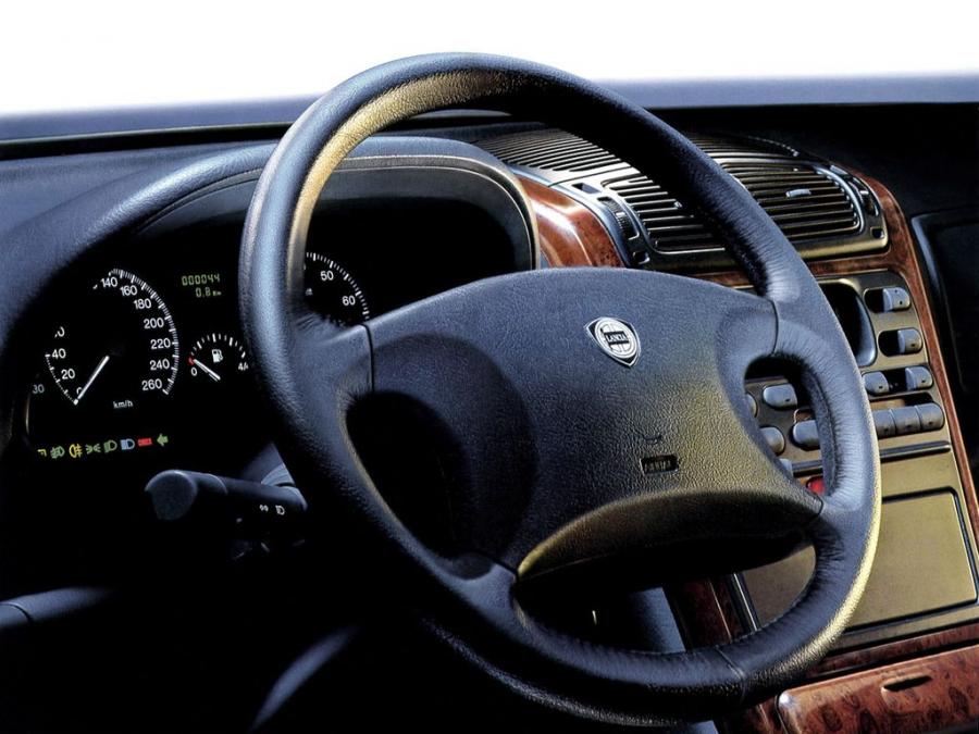  Lancia k Coupe 1998 года  (фото 5 из 12)